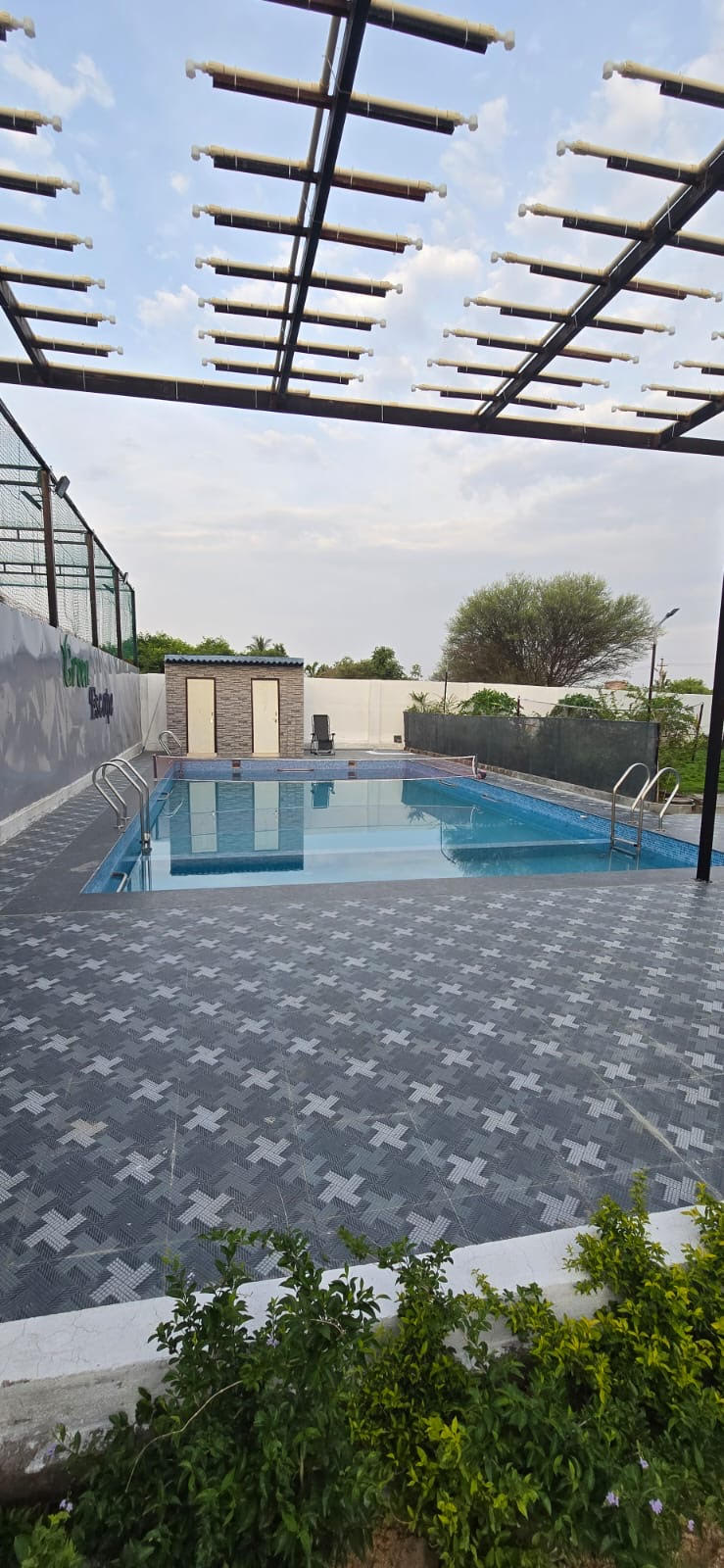 Pool 3